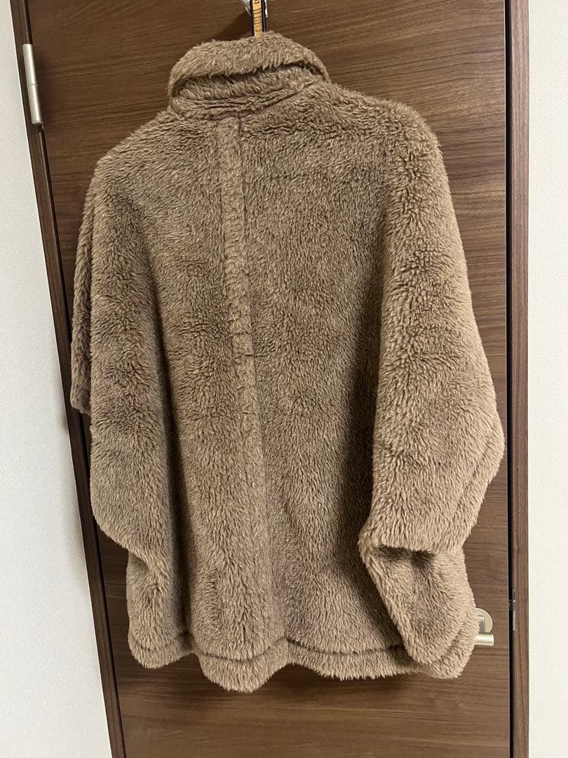 ann 値下げ⭐︎マックスマーラテディベア　ケープポンチョTEBE4 ハニー