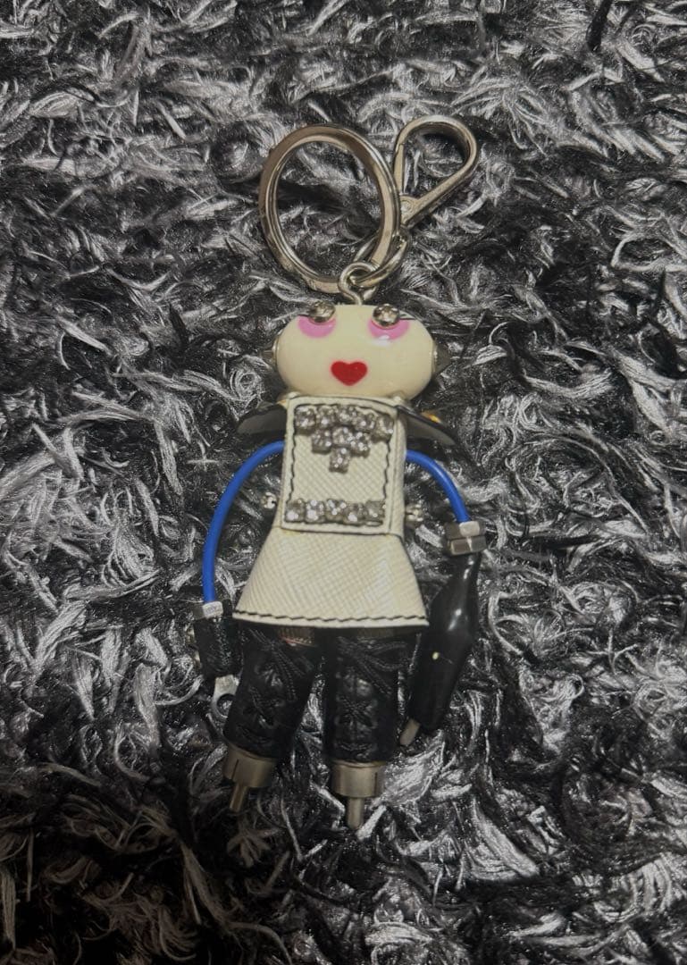 PRADA ロボット型キーホルダー「ナンシー」