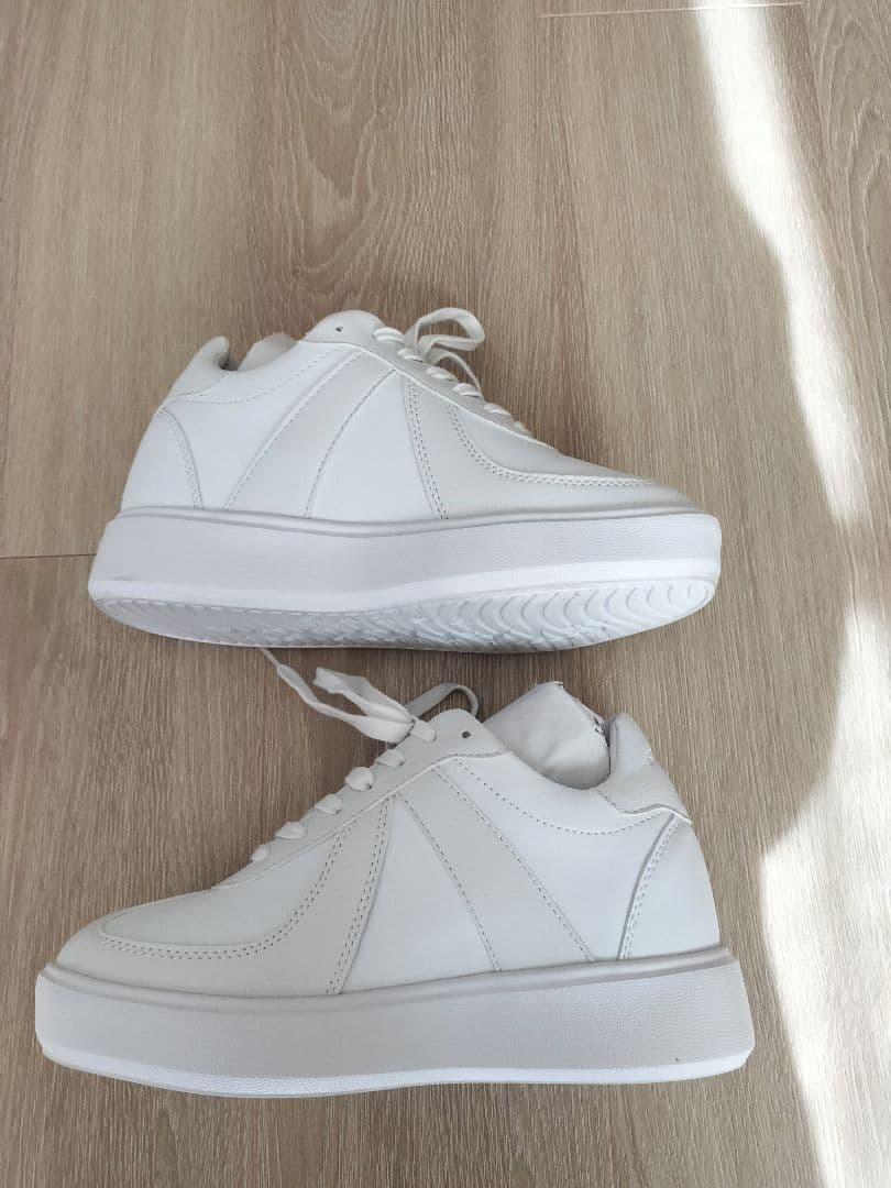 STANDOOL TOKYO スタンドゥール　スニーカー　ホワイト　美品