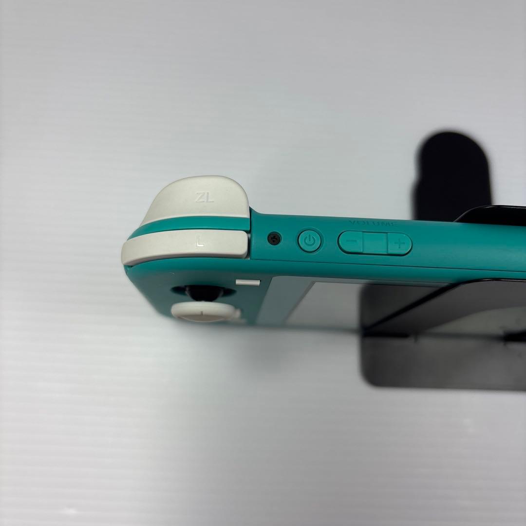 Switch Lite あつまれ どうぶつの森 まめきち&つぶきち アロハ柄