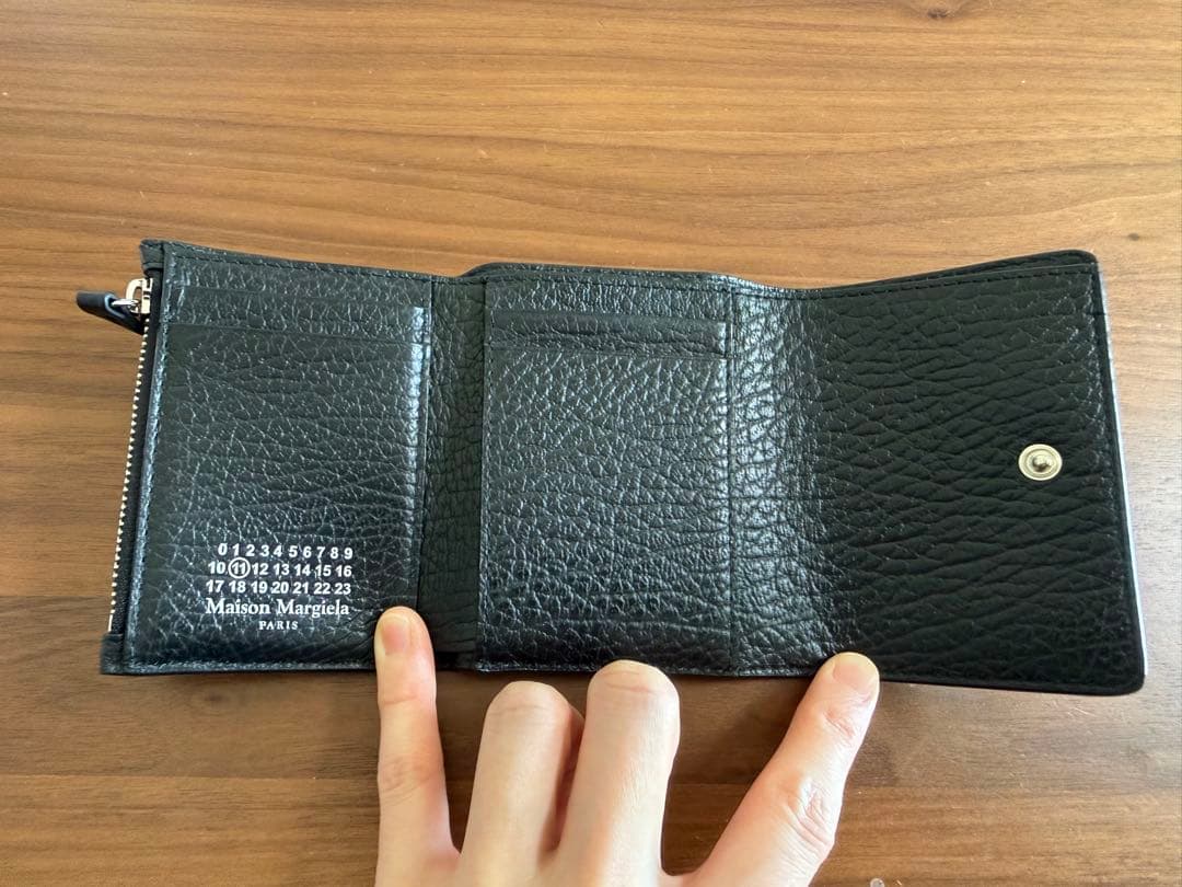 Maison Margiela ブラックレザー三つ折り財布