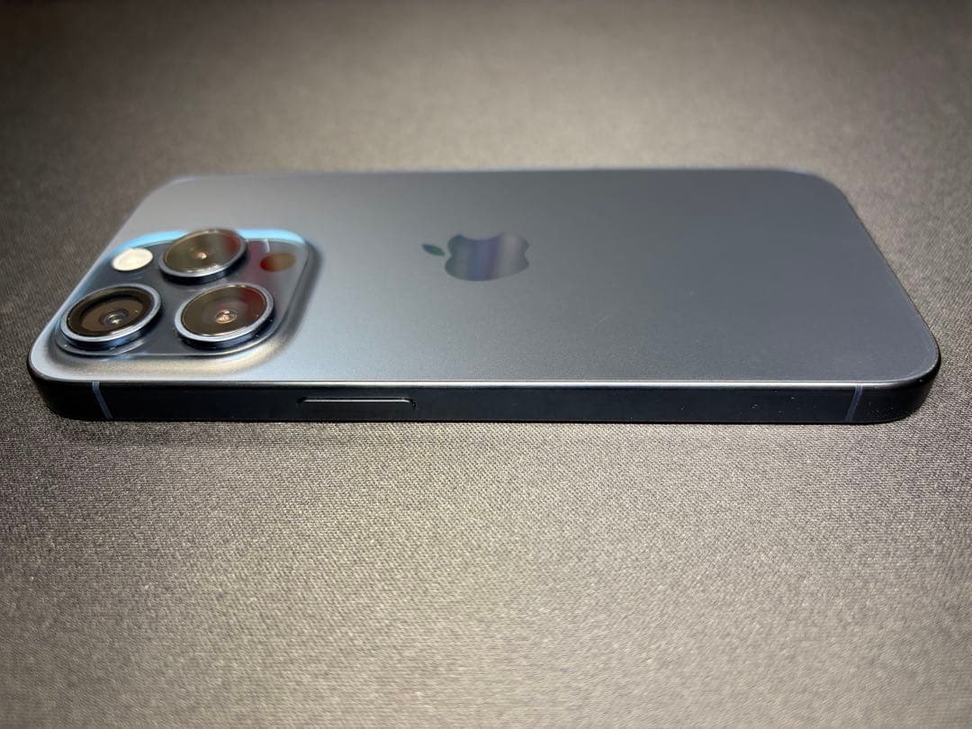 iPhone15pro 256GB ブルーチタニウム　【美品】