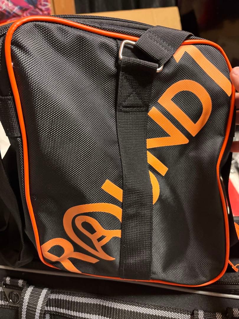 【超美品】STORM3ボールキャリーケース＆ラウンドワンシングルボールケース