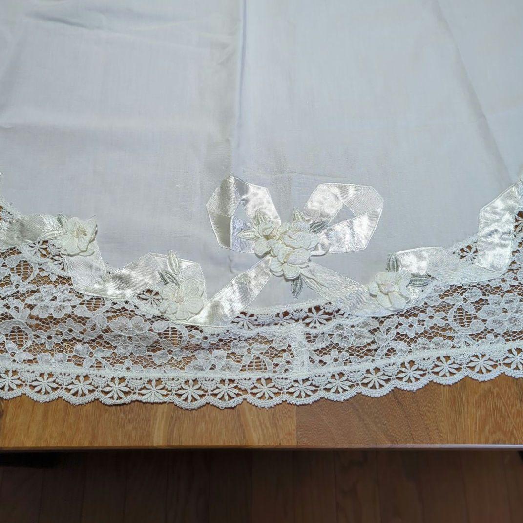 さえら　ヒスクローネ　サロンエプロン　レースエプロン