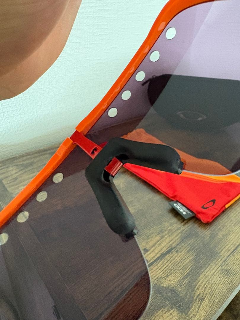 オークリーのサングラス　スートロライトスイープ PRIZM