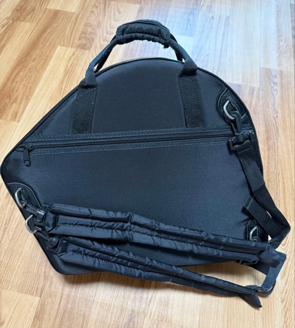 Galax ホルン用セミハードケース　黒