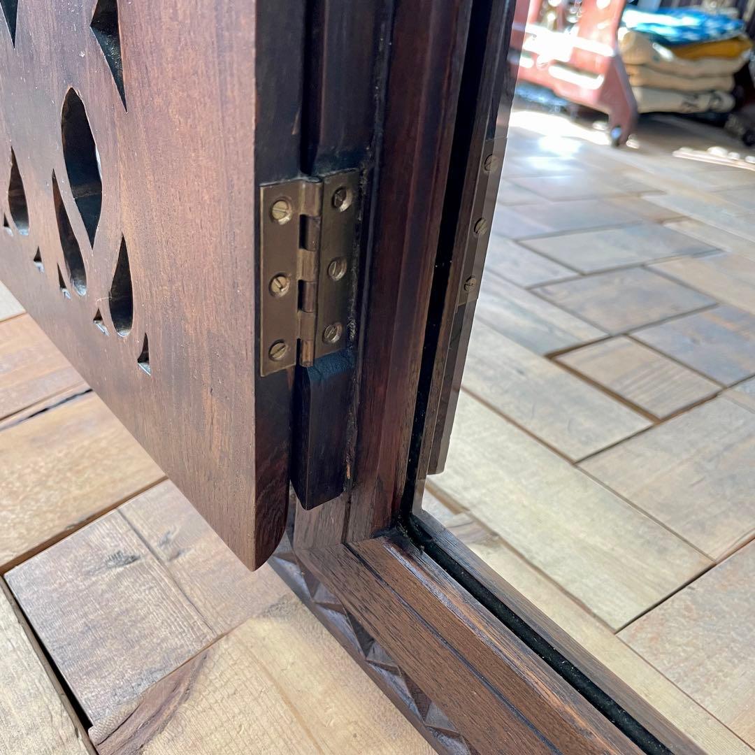 【専用】112. 木彫 透彫り 扉付き 四角型 鏡 ミラー 壁掛け