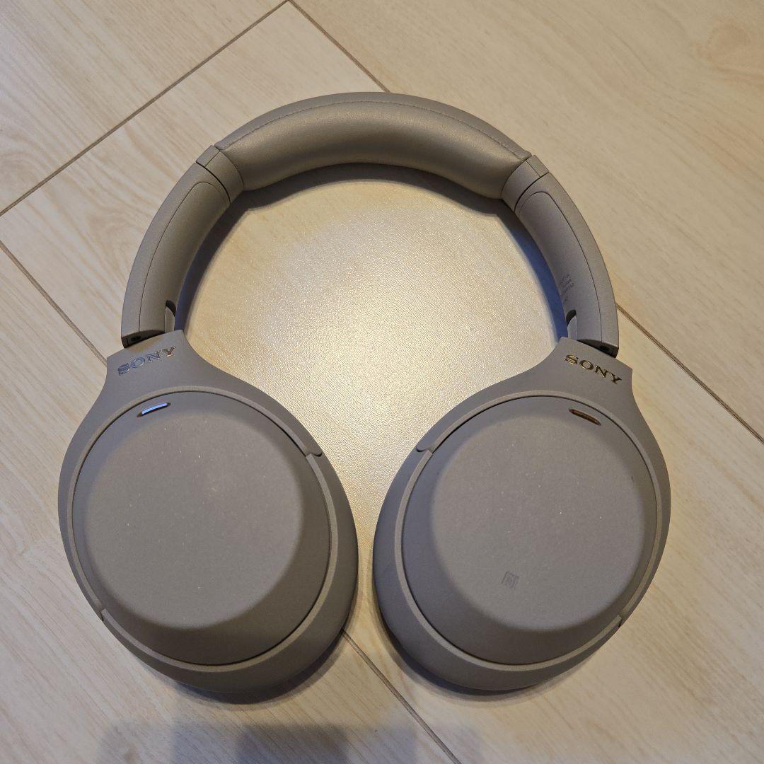 Sony ワイヤレスヘッドホン WH-1000XM4（箱無し・ケース有り）