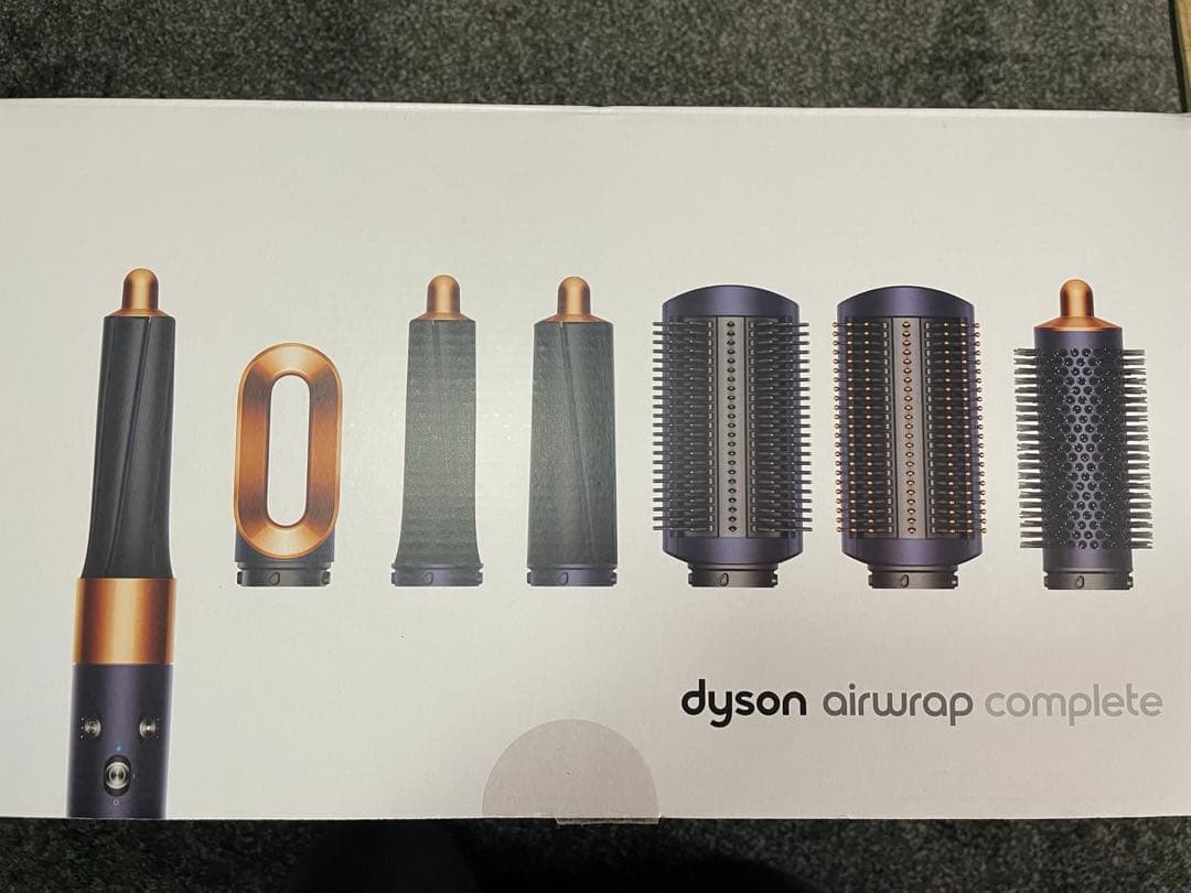 ヘアドライヤー Dyson Airwrap complete