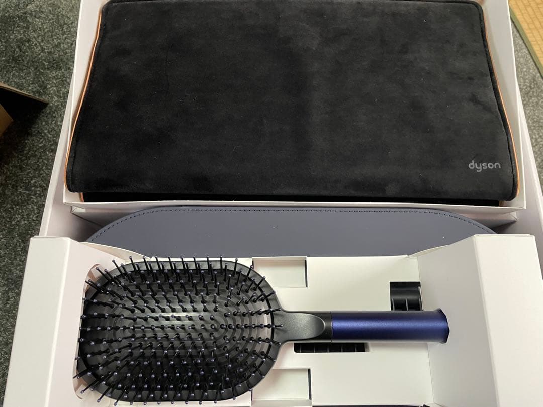 ヘアドライヤー Dyson Airwrap complete