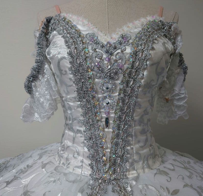 バレエ衣裳コスチューム白×シルバーエトワール/シンデレラ/グランパクラシック美品