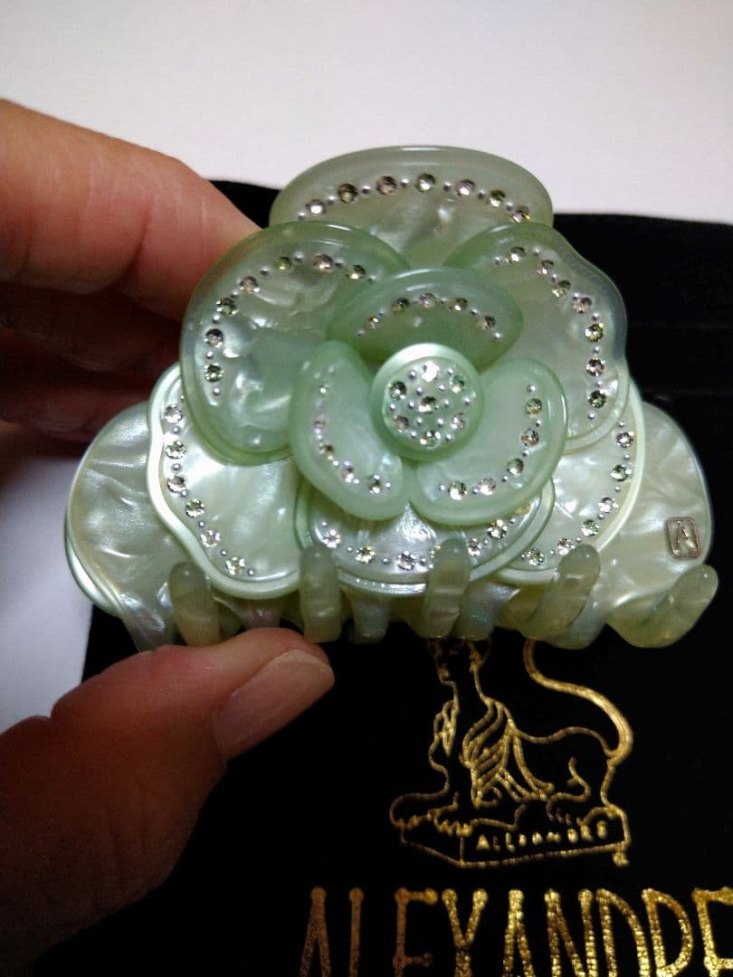 アレクサンドルドゥパリカメリアクリップ　グリーン