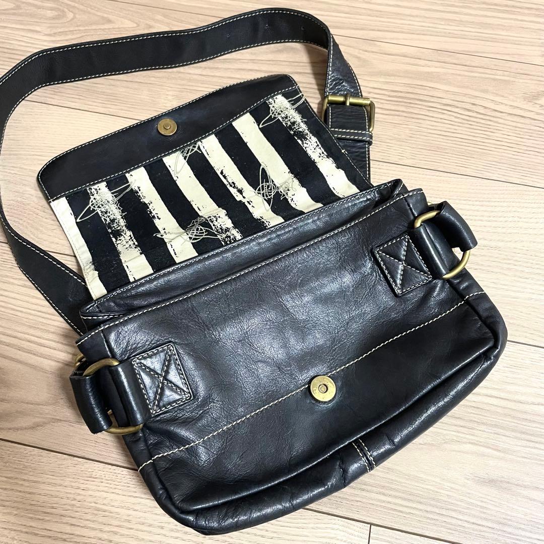 希少/ヴィヴィアンウエストウッド　ショルダーバッグ　アコード　ブラック　レザー