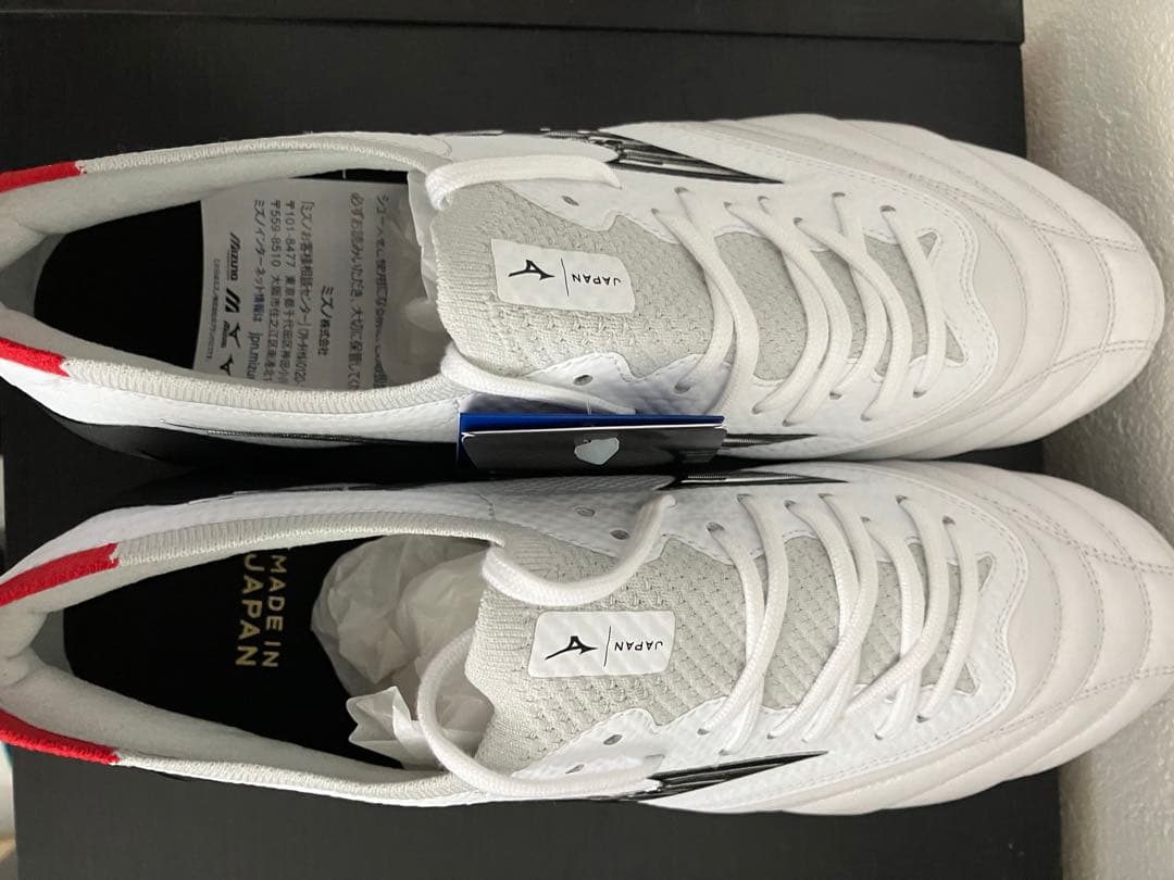 モレリアネオ4β JAPAN 27センチ