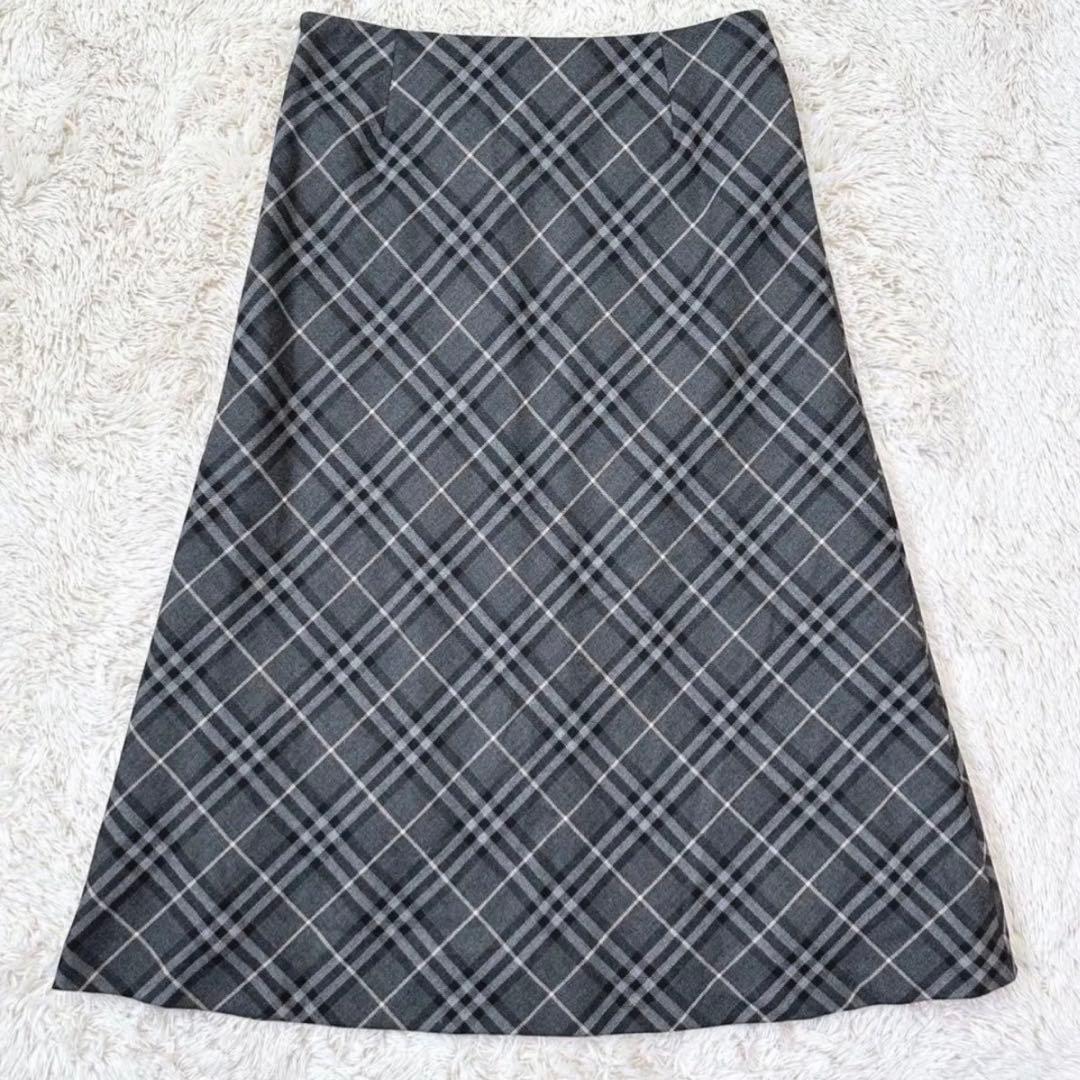 美品 バーバリーロンドン ノバチェック ミモレ丈 フレアスカート Aライン 42