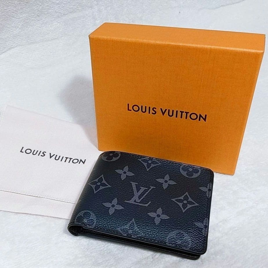 ルイヴィトン　ポルトフォイユ ミュルティプル　モノグラム エクリプス　折り財布
