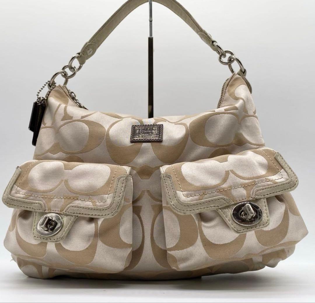 〇251047 コーチ ポピー シグネチャー ショルダーバック　18350