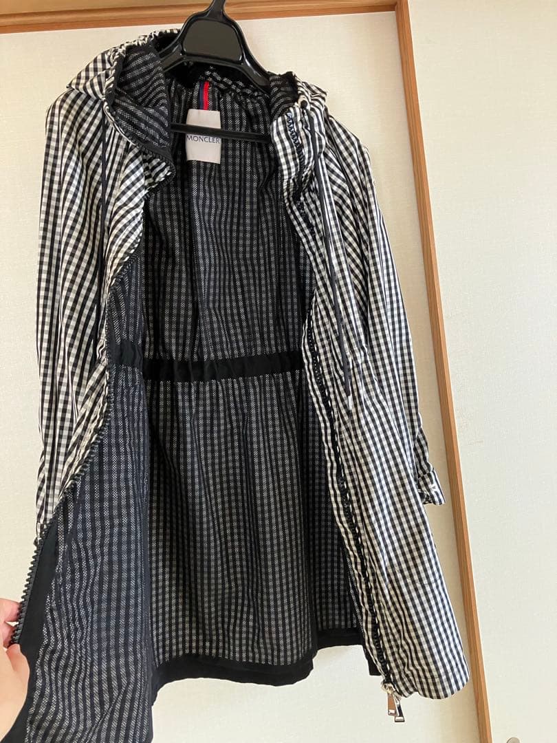MONCLER フード付きギンガムチェック柄ジャケット　スプリングコート