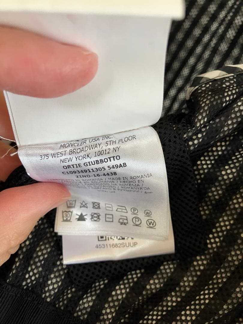 MONCLER フード付きギンガムチェック柄ジャケット　スプリングコート