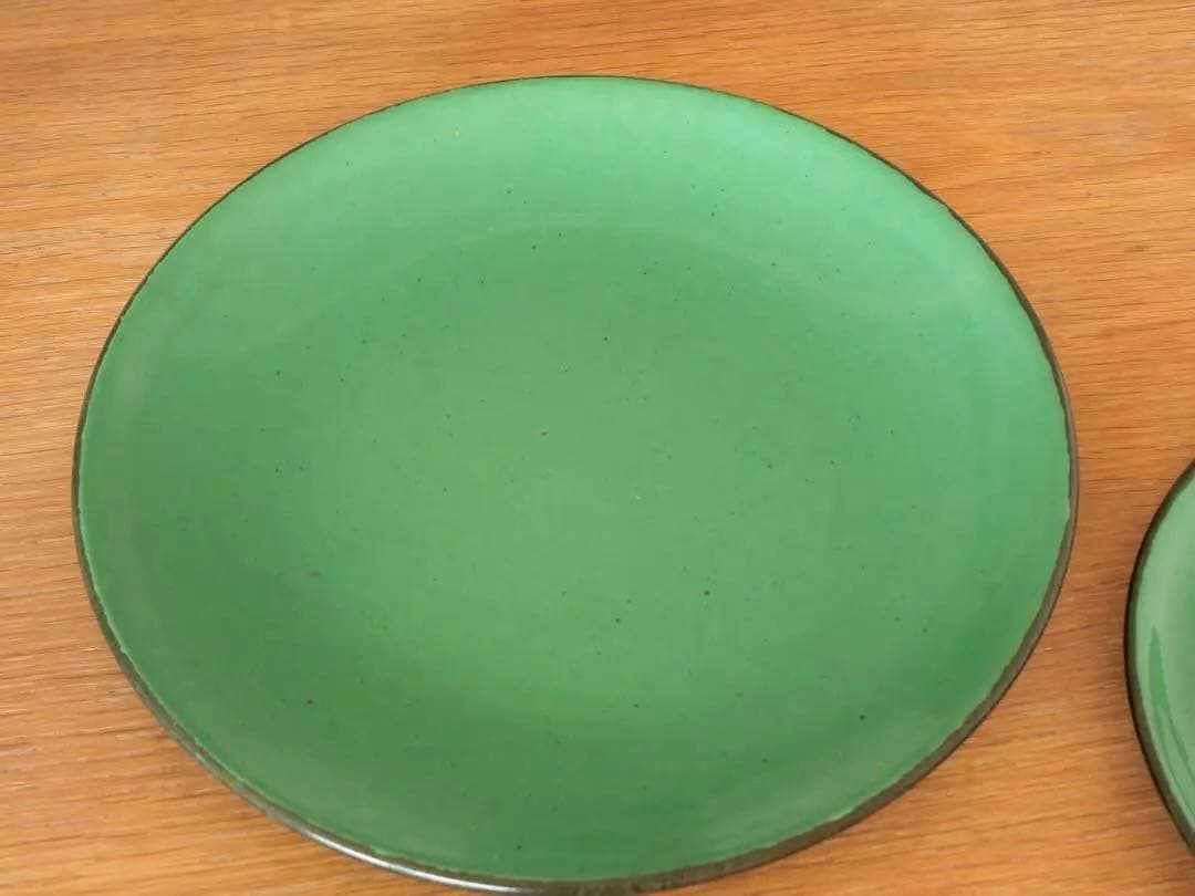 varages FRANCEヴァラージュ窯　プレート2枚　緑 フランス