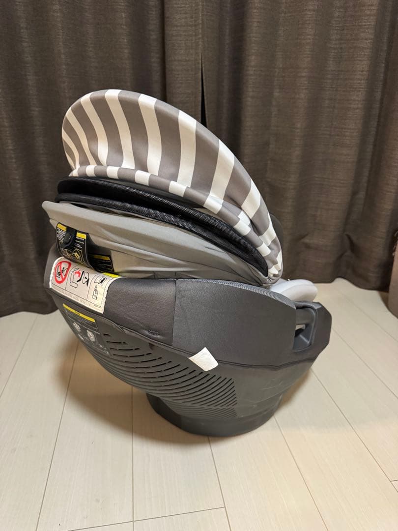 コンビ THE S ISOFIX エッグショック ZA-670 本体+ベース