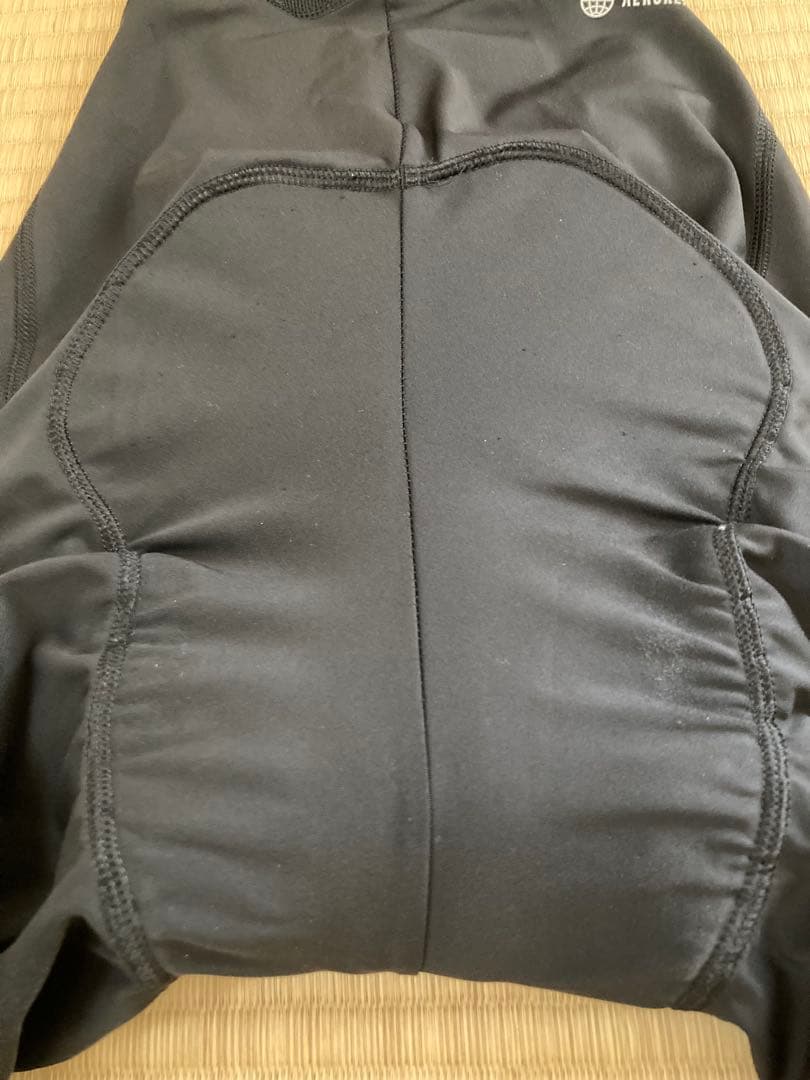 【最終値下げ】adidas ビブタイツ Lサイズ ＆未使用品ジレ