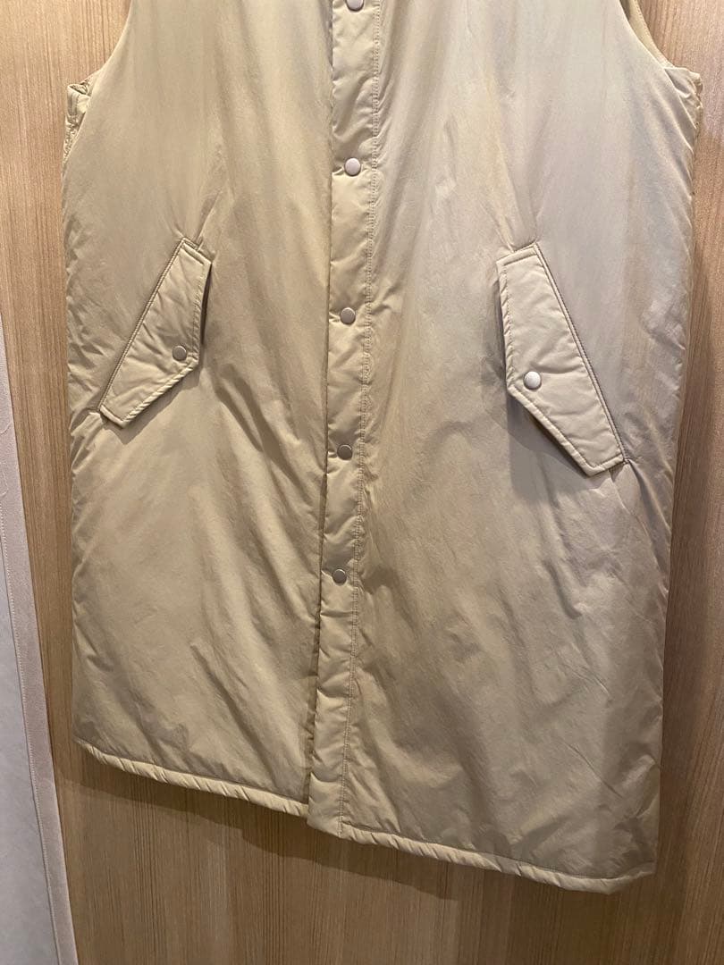 ナイロンキルティングスタンドカラーロングベスト