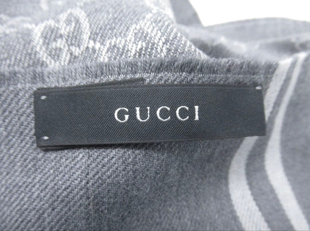 美品GUCCIグレー GGパターン マフラー フリンジ付き