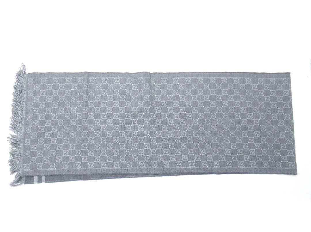 美品GUCCIグレー GGパターン マフラー フリンジ付き