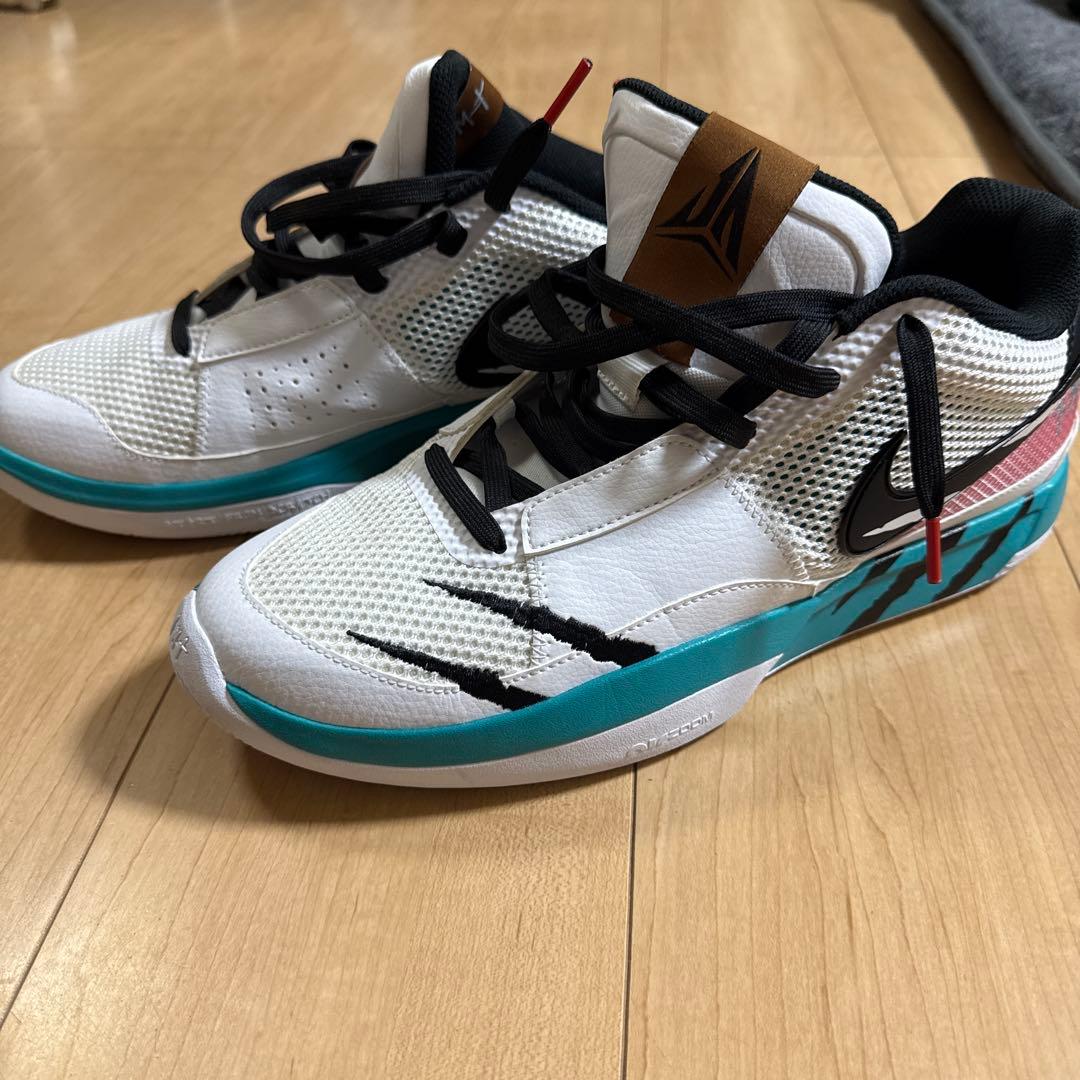 Nike バスケットボールシューズ ホワイト/ブラック/ターコイズ