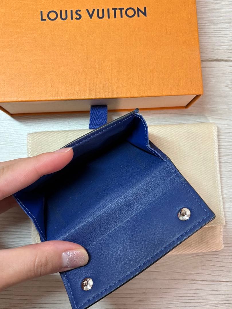 美品　ルイヴィトン ディスカバリーコンパクト タイガラマ 折り財布 ブルー