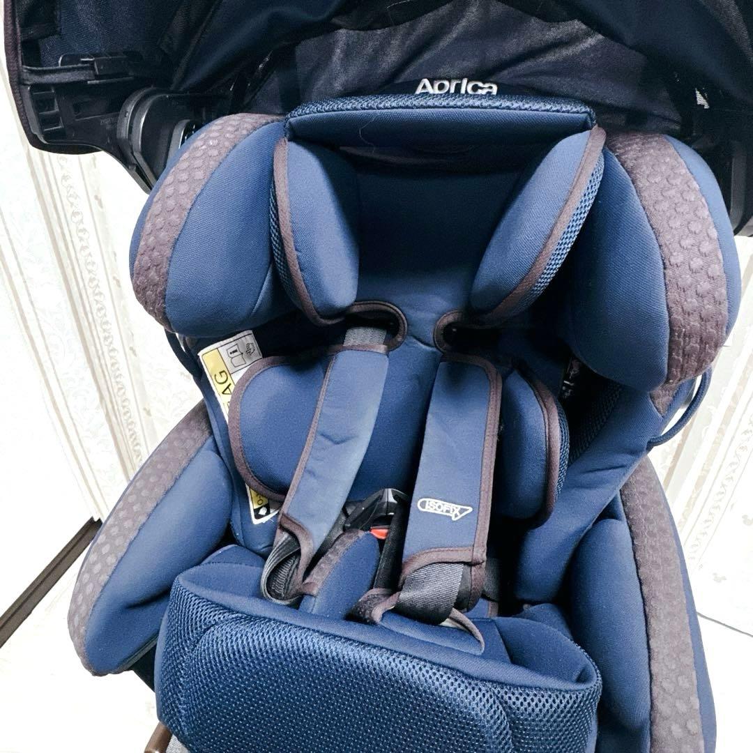 【美品】ISOFIX アップリカ チャイルドシート フラディアグロウ ネイビー