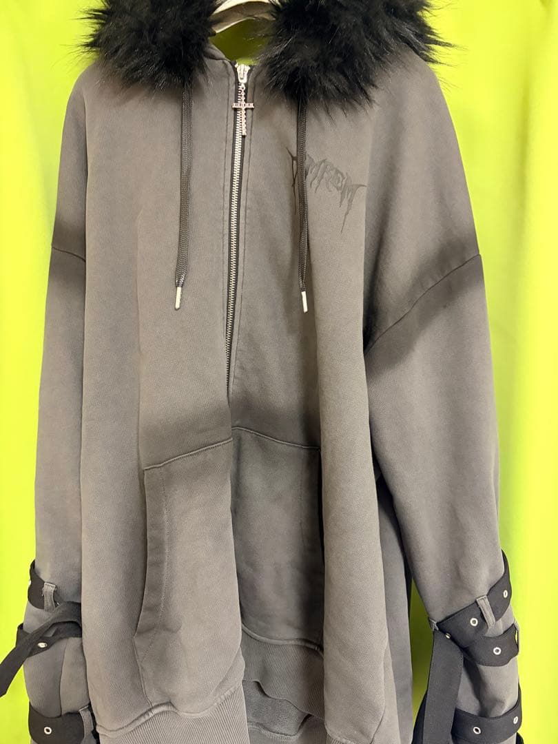 ディムモアール DIMREM 超ハトメファーフード パーカー グレー