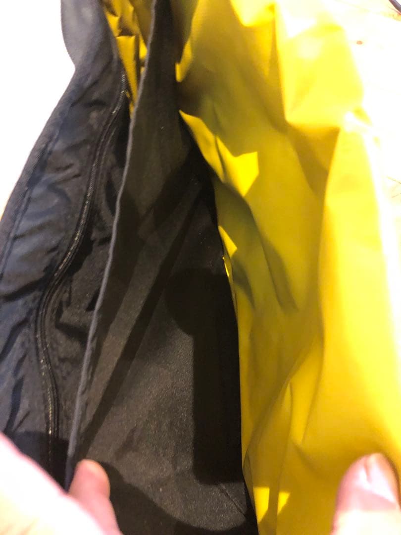 supreme messenger bag メッセンジャー　バッグ