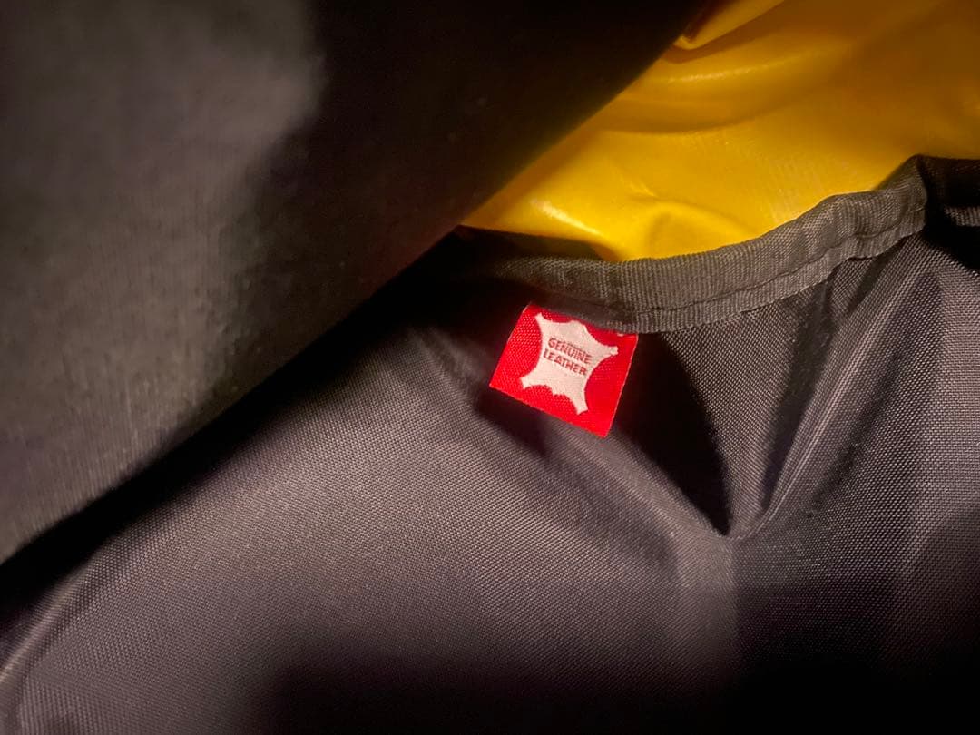 supreme messenger bag メッセンジャー　バッグ