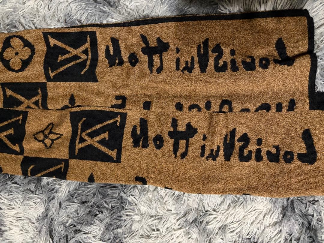 Louis Vuitton ロゴマフラー ブラウン/ブラック