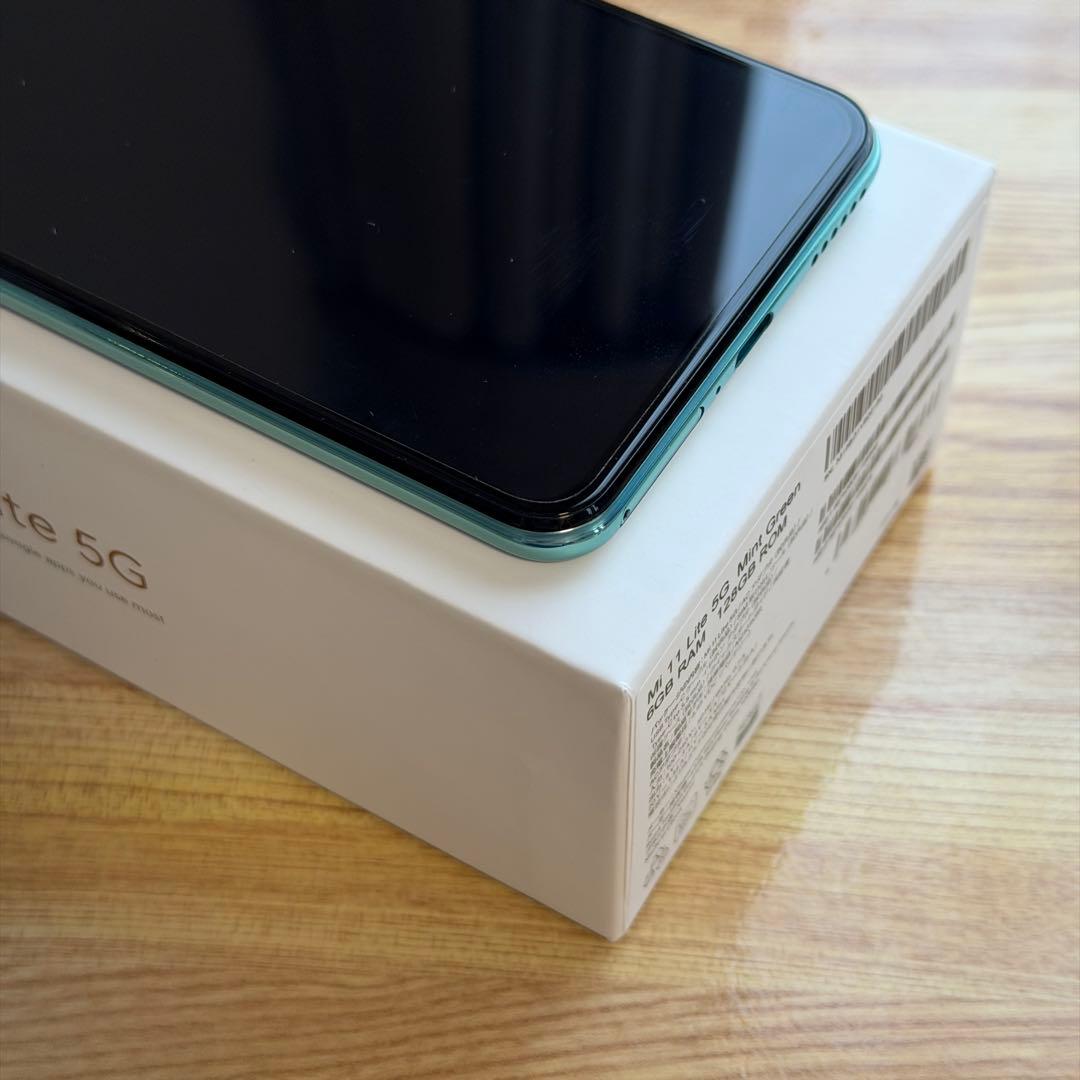 【美品】Xiaomi Mi 11 Lite 5G ミントグリーン SIMフリー