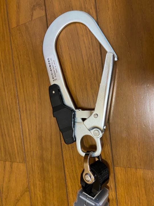 新規格適合品ポリマーギヤ　胴ベルト型 ロック機構付常時巻取　LRNDJ-S51S