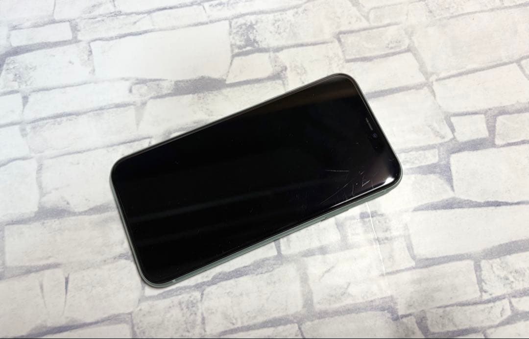 【ひび割れあり】iPhone 11 グリーン 128GB 箱付き