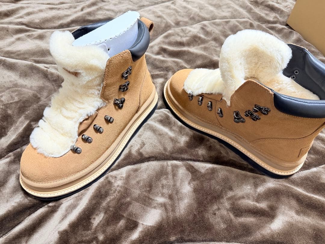 正規品新品　sacai × UGG Hiker Boots ブーツ　42