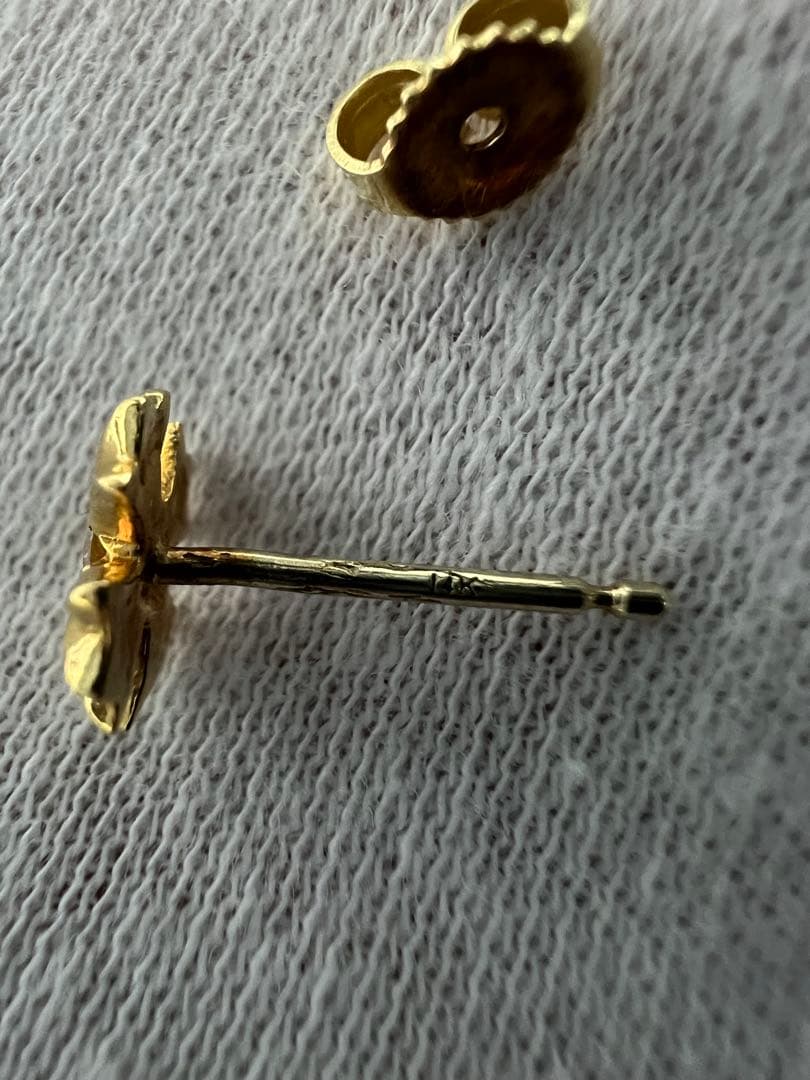 クロムハーツ 22k CHプラス スタッド ピアス 純正ダイヤ リンカン鑑定済み