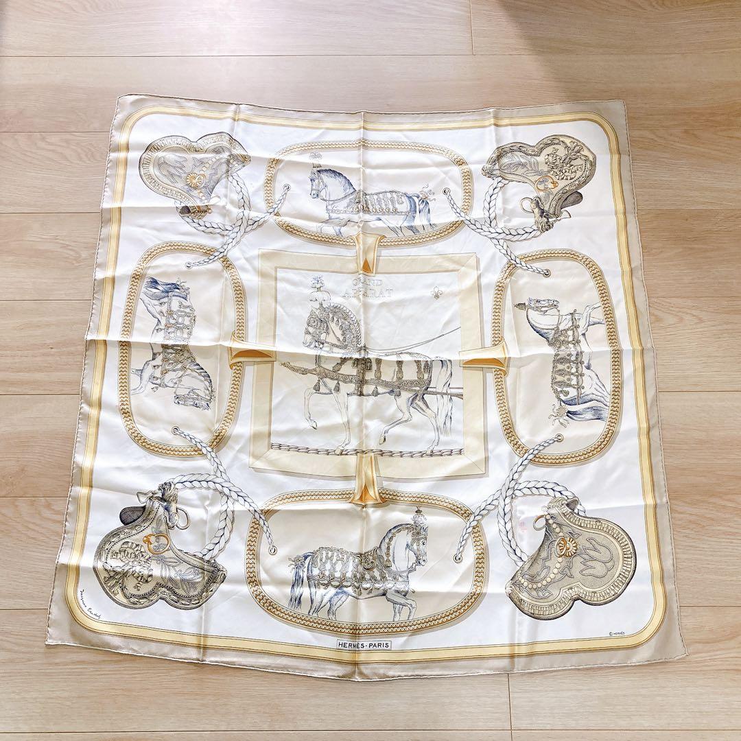 HERMES エルメス　スカーフ　シルク　カレ90 盛装の馬　ベージュ　正規品
