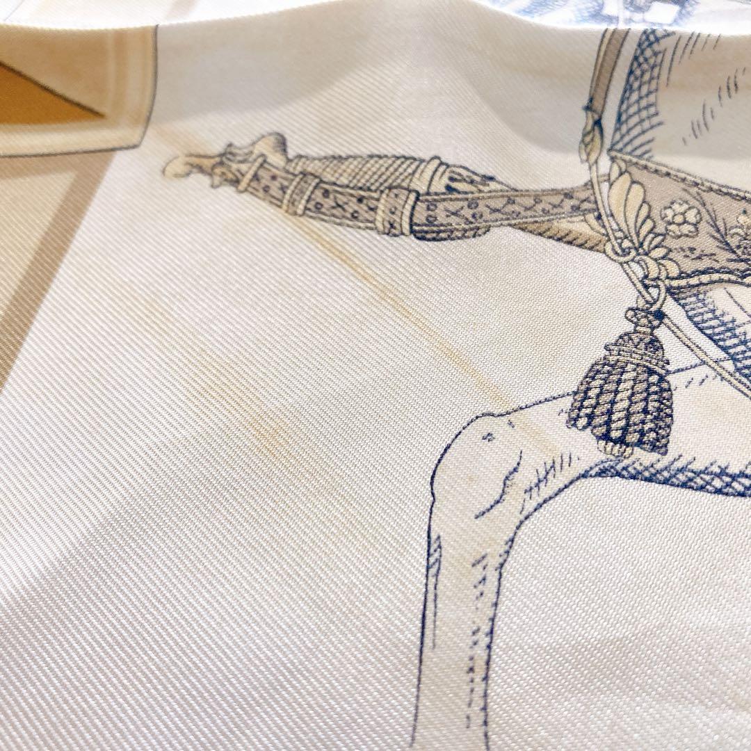 HERMES エルメス　スカーフ　シルク　カレ90 盛装の馬　ベージュ　正規品