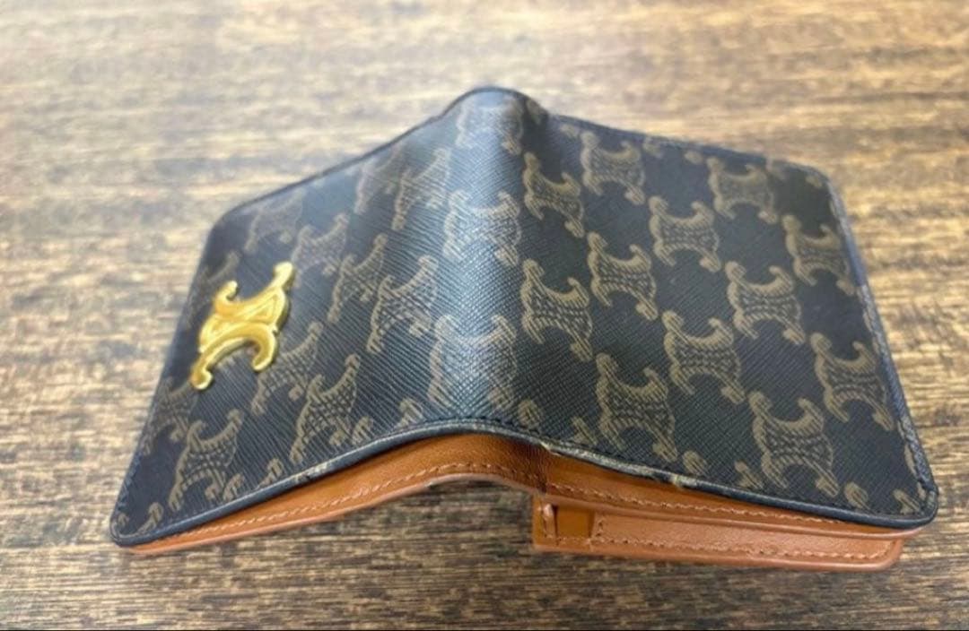 【即購入OK】セリーヌ　トリオンフ　二つ折り財布