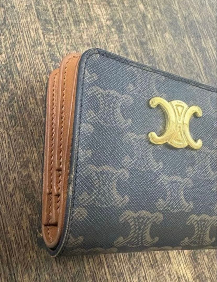 【即購入OK】セリーヌ　トリオンフ　二つ折り財布