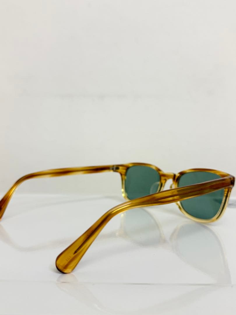 Oliver Peoples Argyle-Jグリーンレンズ 度なし サングラス