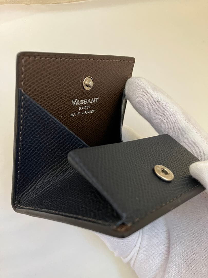 VASSANTヴァッサン 折り財布 小銭入れセット 新品未使用、本革 フランス製