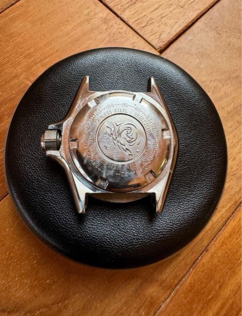 セイコー SEIKO オレンジダイバーズウォッチ レトロ シルバー文字