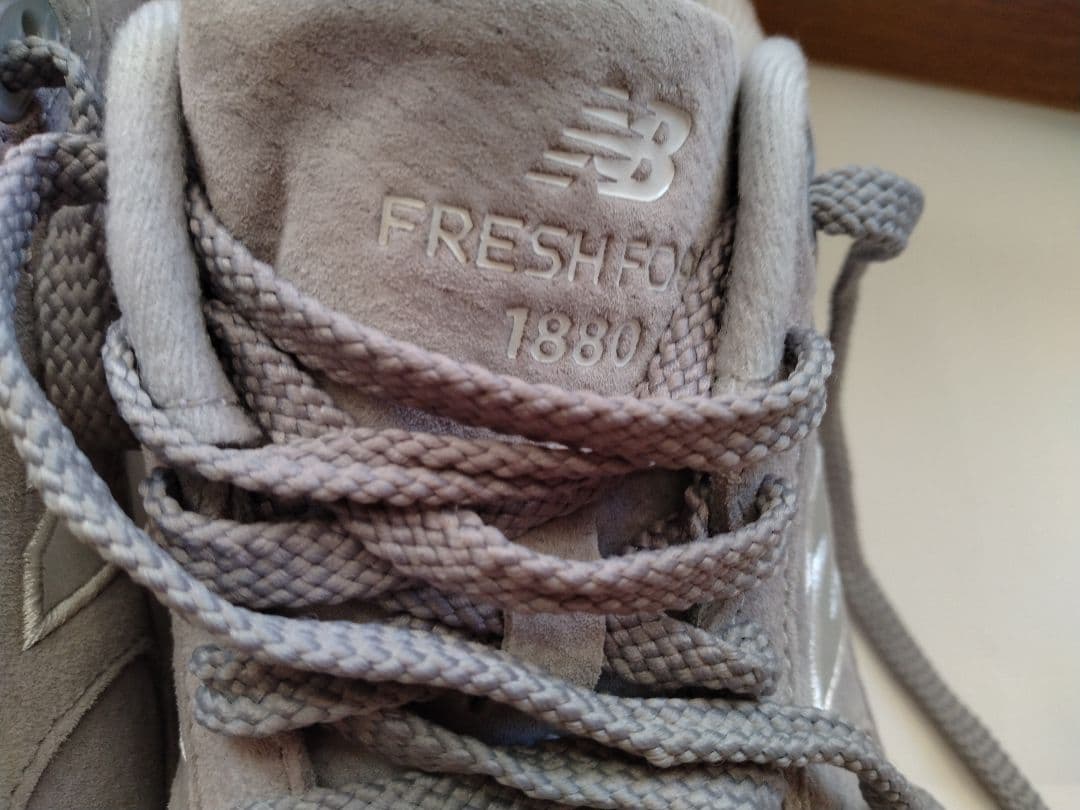 ニューバランス　Fresh Foam 1880 vl UW 1880 23.5
