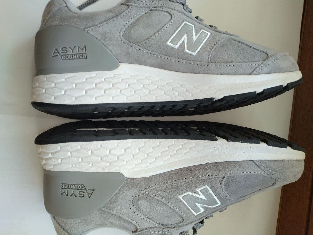 ニューバランス　Fresh Foam 1880 vl UW 1880 23.5